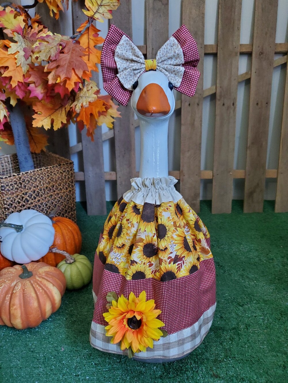 23" Porch Goose Dress & Bow Set Sunflowers Autumn/Fall